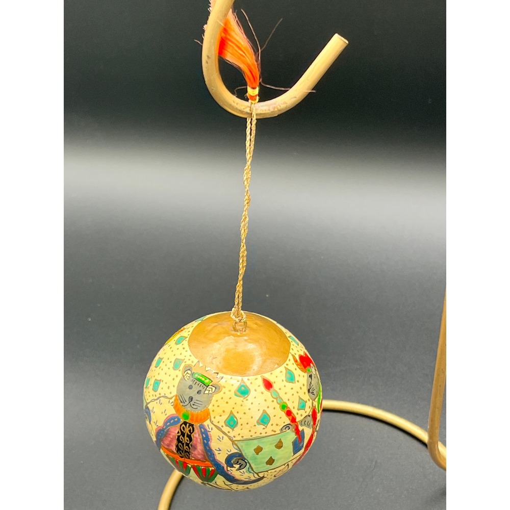 Hand Painted Folk Art Ornament‎ Made in India Mice Mouse King Nutcracker